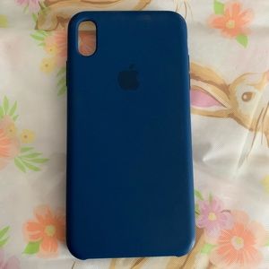 Apple iPhone XS Max case royal blue